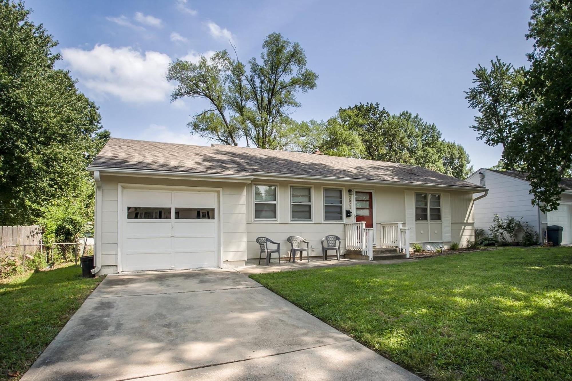 Chic Home With Huge Grassy Yard 7 Mins To Arrowhead Stadium Independence Esterno foto